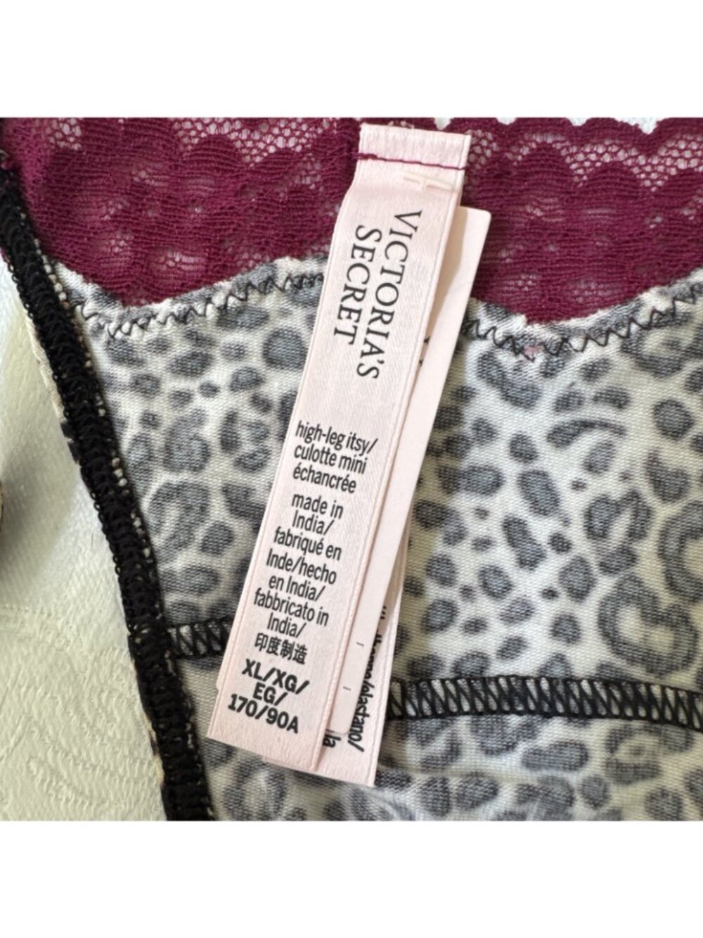 VICTORIA'S SECRET XL ANIMAL PRINT PURPLE TRIM ITSY V STRING THONG PANTIES NWT - Picture 6 of 9